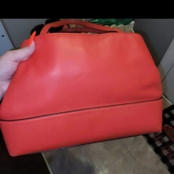 🍂🍁GORGEOUS!!!!Kate spade coral satchel with bow - Picture 3 of 8